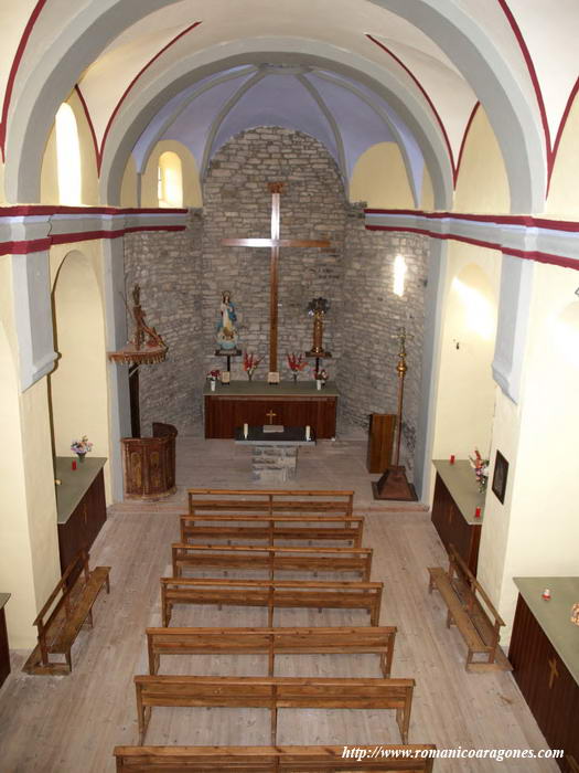 INTERIOR DEL TEMPLO HACIA EL OESTE. CABECERA NUEVA